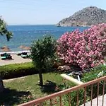 Arriba & Restaurant Oda ve Kahvaltı