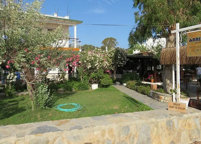 Arriba & Restaurant Nocleg ze śniadaniem *